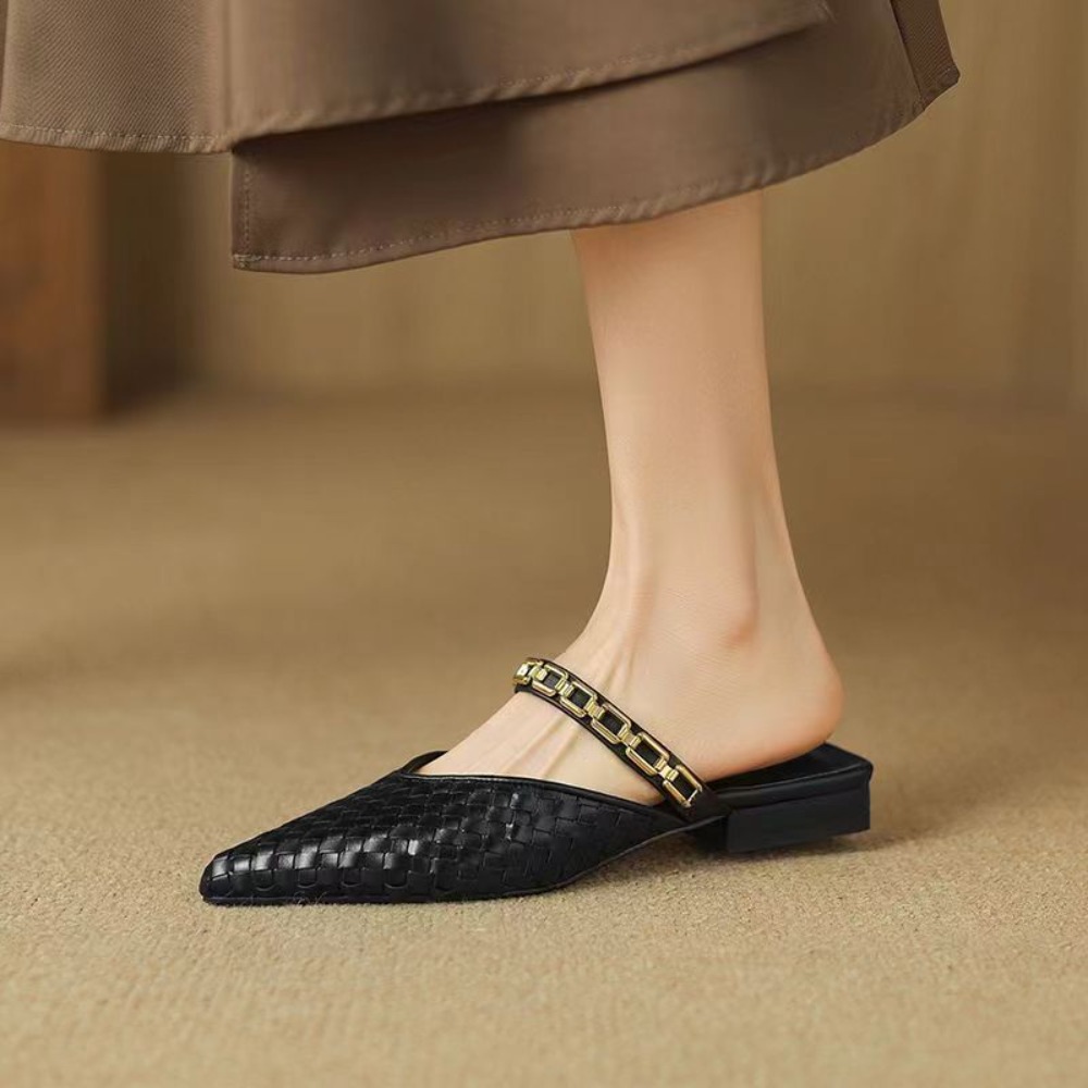Women'S Shoes Clogs - รองเท้าสลิปออนทรงหัวแหลมสไตล์เรโทรใหม่ปี 2026 รองเท้าแฟชั่นฤดูร้อนสำหรับผู้หญิง รองเท้าสวมใส่สบายสำหรับกิจกรรมกลางแจ้ง รองเท้าแบบสวมไม่มีส้น พื้นรองเท้าแบบหนา