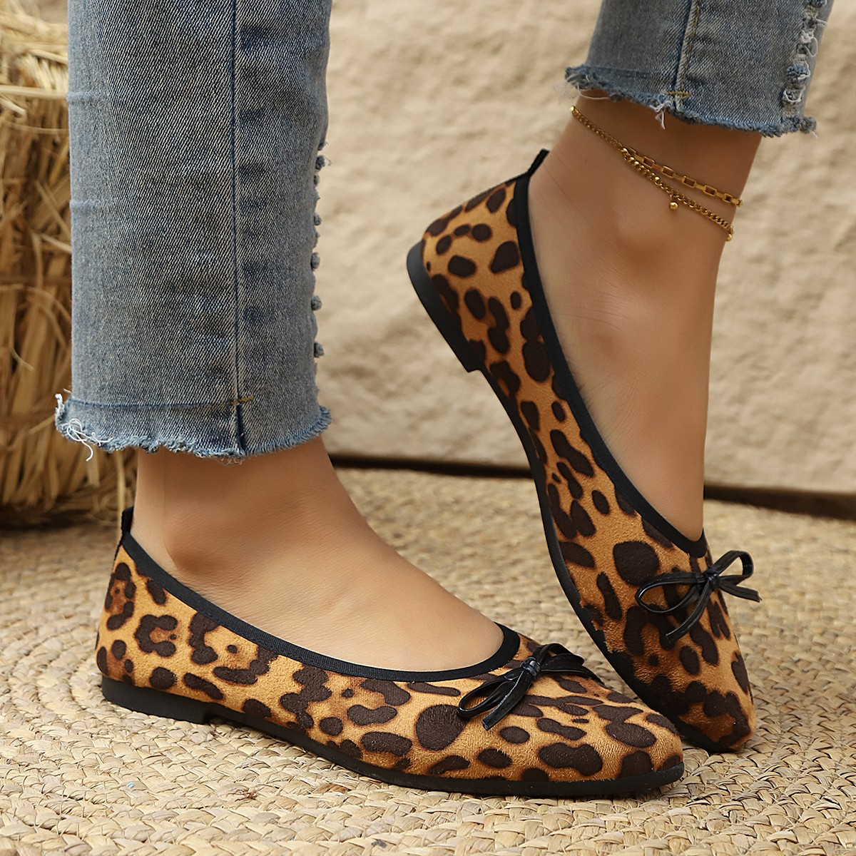Women'S Shoes For Work - รองเท้าส้นแบนลายเสือดาวสำหรับผู้หญิง ปี 2026 หัวกลม ผูกโบว์ รองเท้าทำงาน