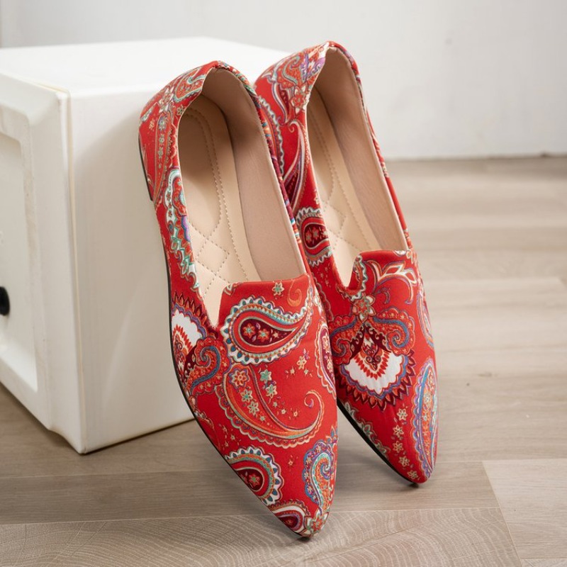 Women'S Shoes Clogs - รองเท้าผู้หญิงแบบสวมลำลองแฟชั่นใหม่สำหรับฤดูใบไม้ร่วง หัวแหลม พื้นเรียบ สีสันสดใส ไซส์ใหญ่