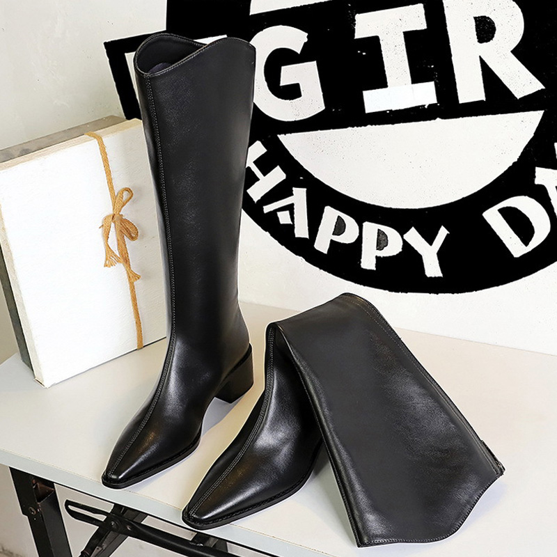 High Knee Heel Boots - BIGTREE 2027 รองเท้าบูทหุ้มเข่าหัวแหลมสไตล์สตรีทใหม่ รองเท้าส้นเตี้ยสำหรับผู้หญิง รองเท้าบูทยาวสำหรับผู้หญิง Zapatos