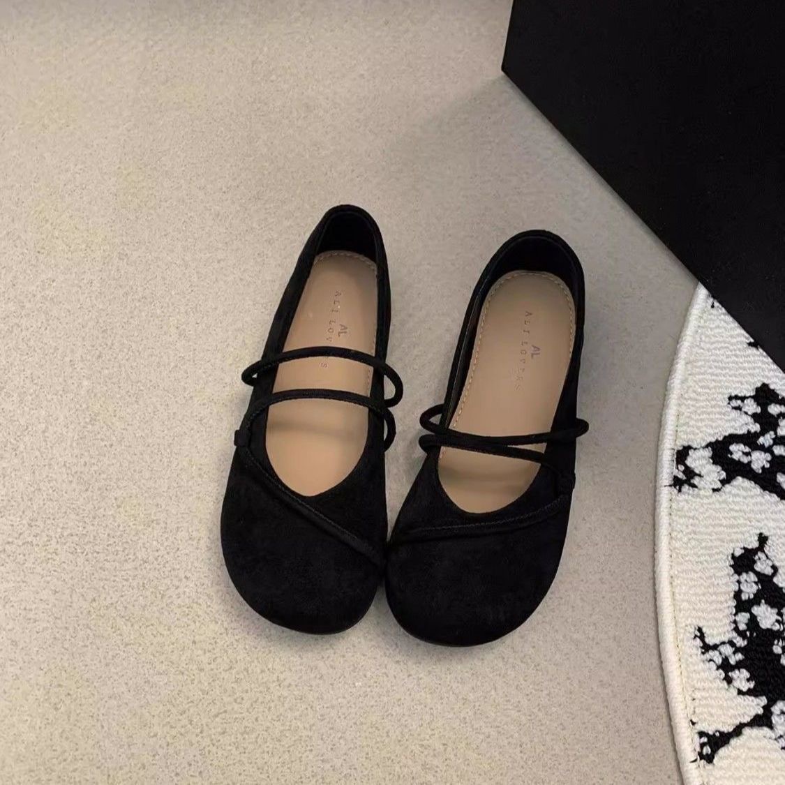 รองเท้าส้นเตี้ยทรงกลมสไตล์ฝรั่ - Women Shoes For Winter บทวิจารณ์และราคา