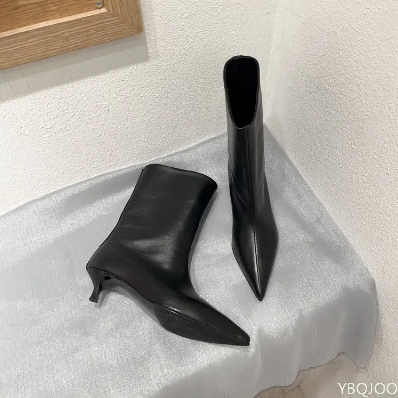 รองเท้าบูทสั้นทรงหัวแหลมแบบใหม - Women'S Shoes Extra Wide บทวิจารณ์และราคา