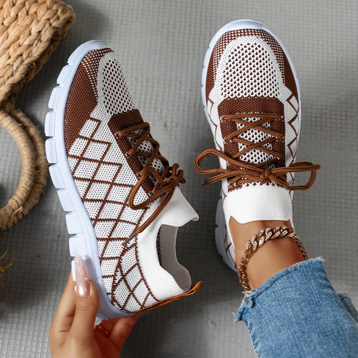 รองเท้าผ้าใบถักสำหรับผู้หญิง ล - Women'S Shoes Hey Dude บทวิจารณ์และราคา