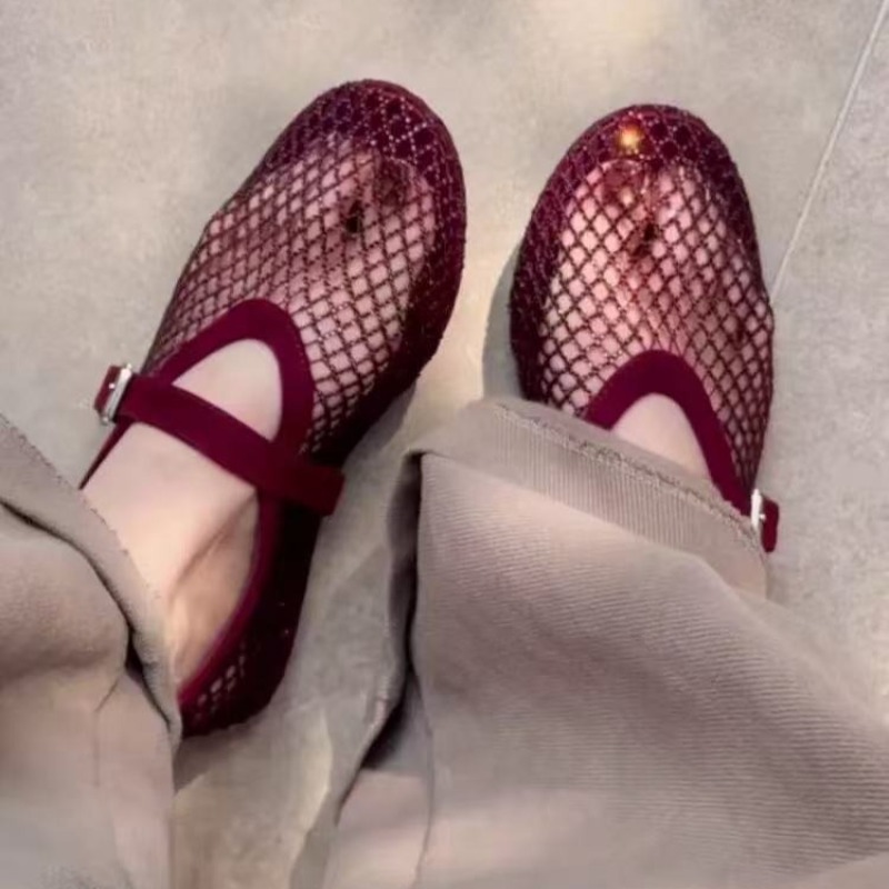 รองเท้าแตะแบบสวมประดับเพชรทรงก - Mary Jane Shoes บทวิจารณ์และราคา