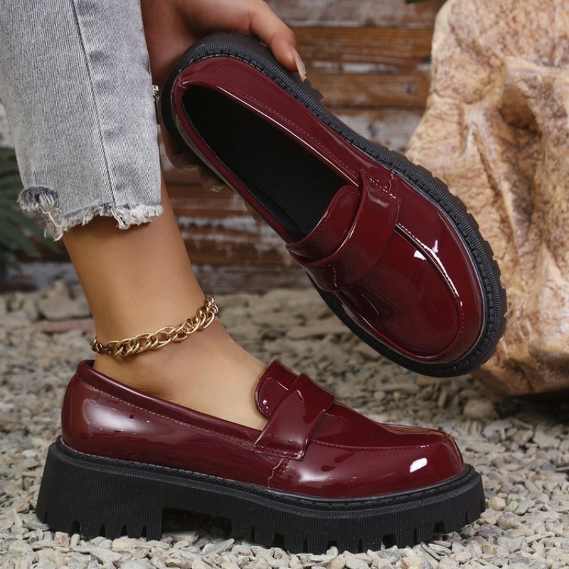 สิทธิบัตรหนัง Med Heel รองเท้า - Patent Leather Pump บทวิจารณ์และราคา
