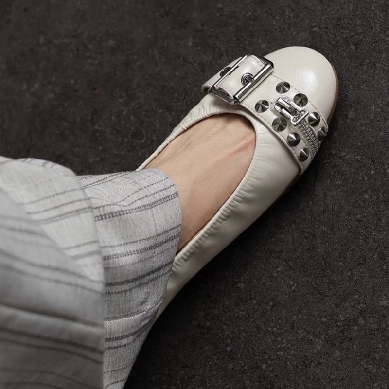 รองเท้าส้นเตี้ยหัวกลมแบบมีสายร - Mary Jane Shoes บทวิจารณ์และราคา