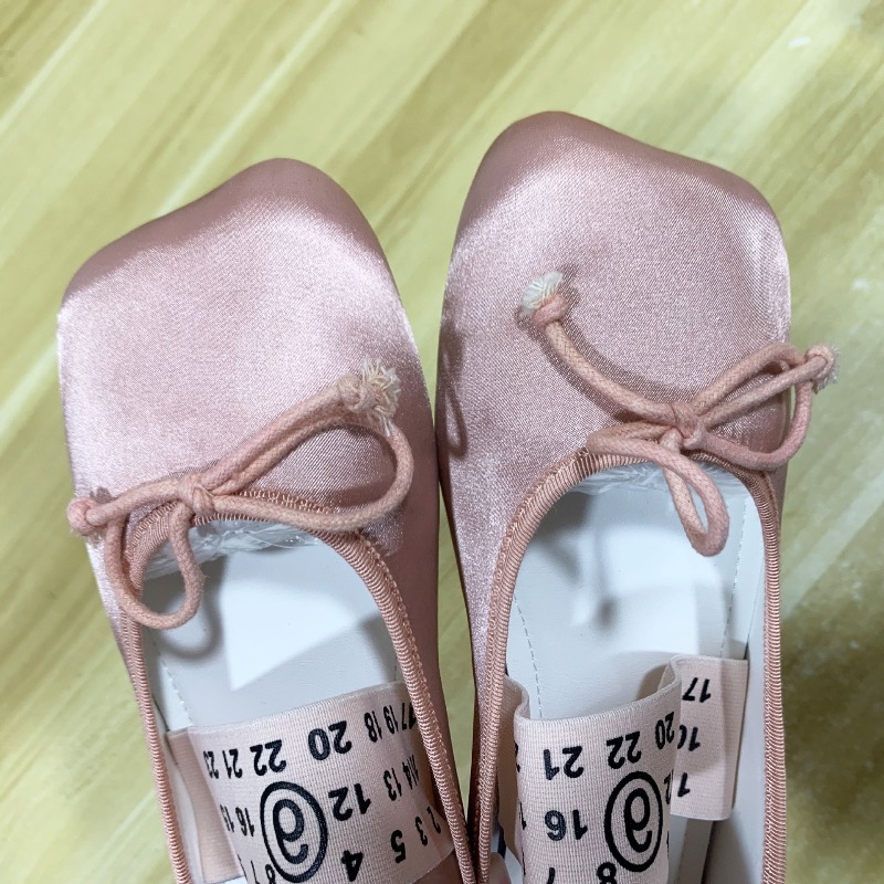 รองเท้าแมรี่เจนผู้หญิงแบบใหม่  - Mary Jane Shoes บทวิจารณ์และราคา