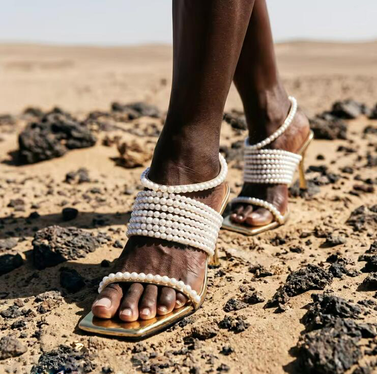 รองเท้าส้นสูงแบบสวมเปิดนิ้วเท้ - Gold Chain Sandal บทวิจารณ์และราคา