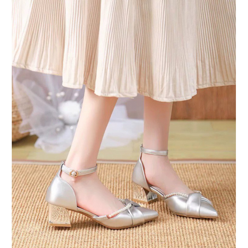 รองเท้าส้นสูงแบบรัดข้อเท้าประด - Women'S Shoes For Wide Feet บทวิจารณ์และราคา