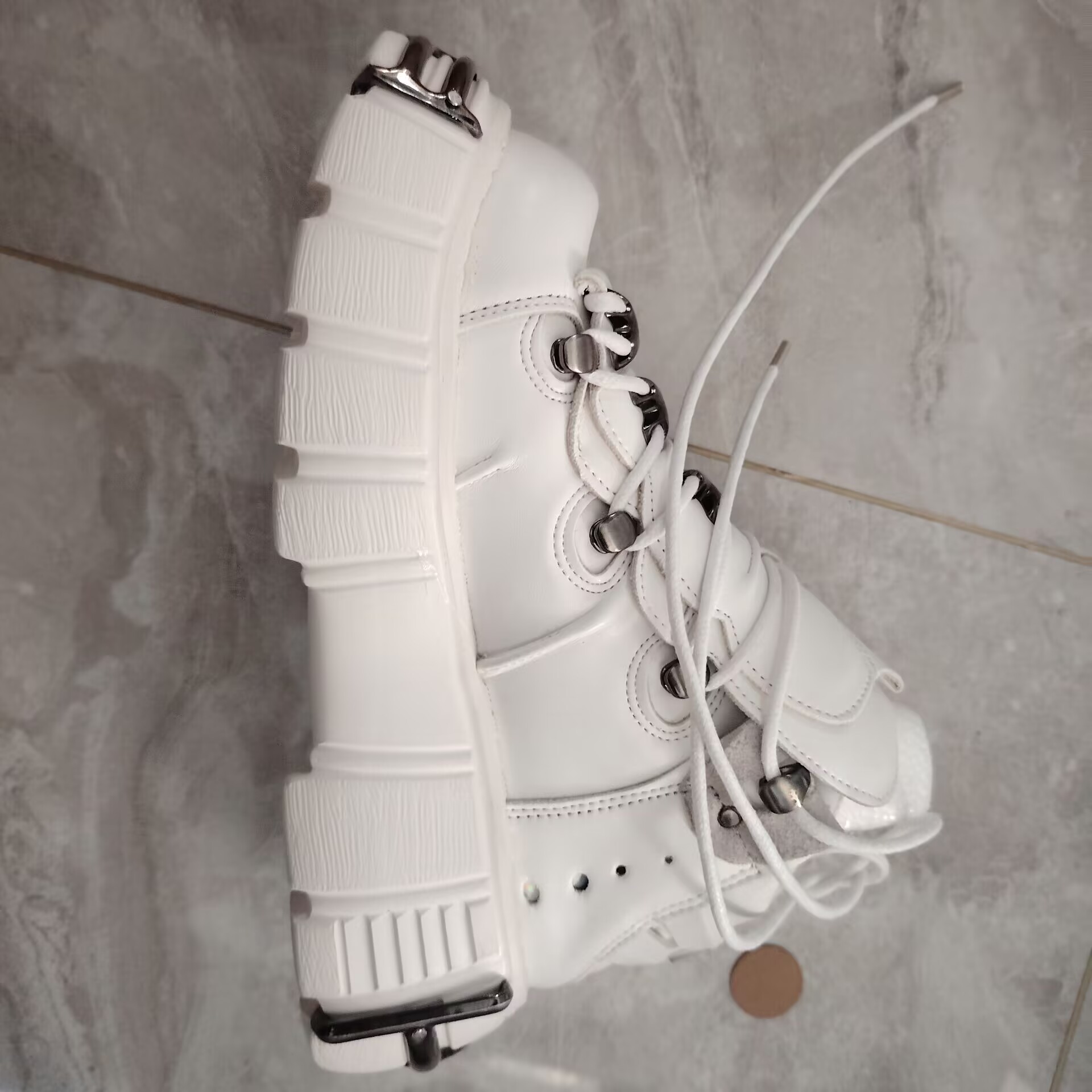 รองเท้าสไตล์โกธิคหนังแท้สำหรับ - Women'S Shoes Hey Dude บทวิจารณ์และราคา